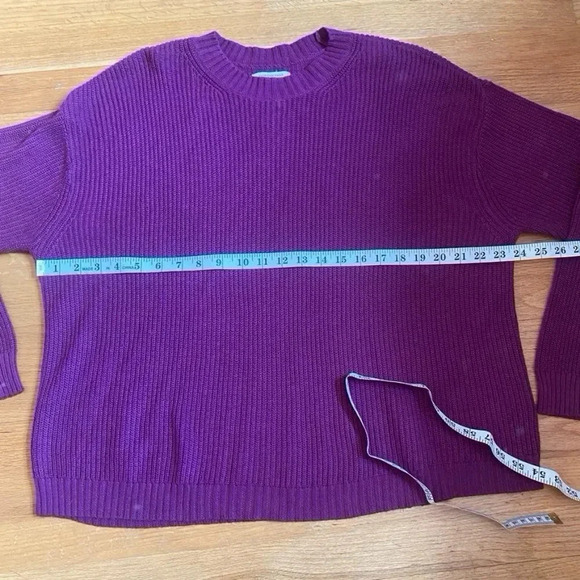 American Eagle Purple Crew Neck Sweater - Picture 11 of 12